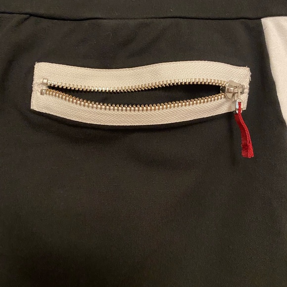 🚺 LOFT black mini skirt with side stripes - Picture 3 of 7